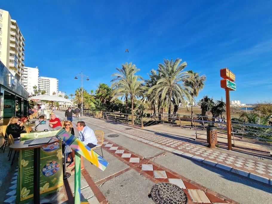 Encantador Duplex Para 6 A 1 Minuto De La Playa Benalmádena Dış mekan fotoğraf
