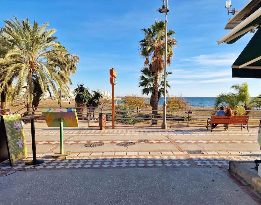 Encantador Duplex Para 6 A 1 Minuto De La Playa Benalmádena Dış mekan fotoğraf