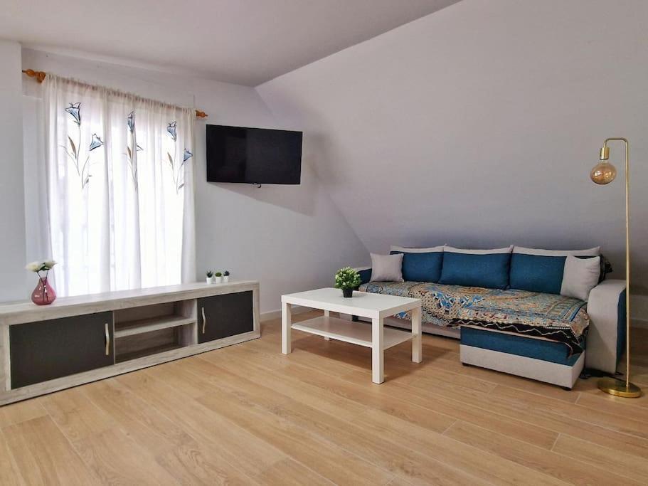 Encantador Duplex Para 6 A 1 Minuto De La Playa Benalmádena Dış mekan fotoğraf